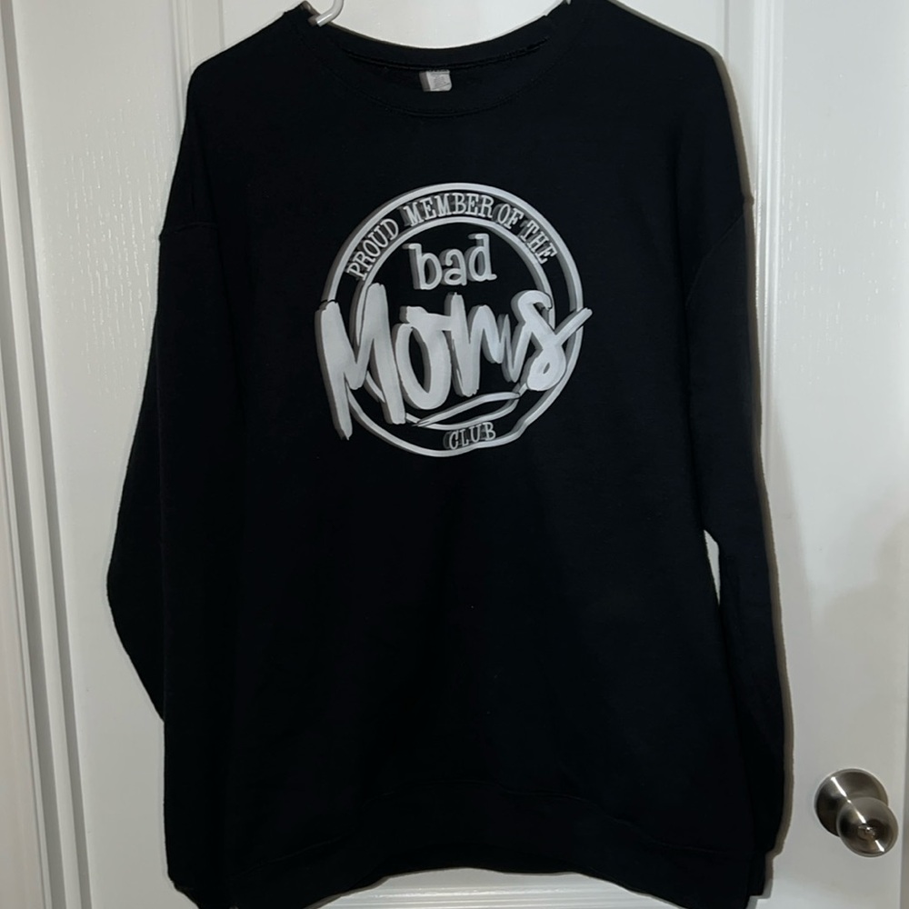 Women’s Crew Neck